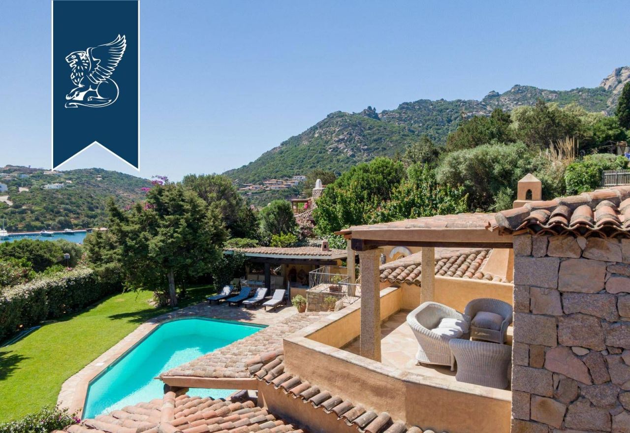 Villa in Porto Cervo, Italy, 320 m² - picture 15