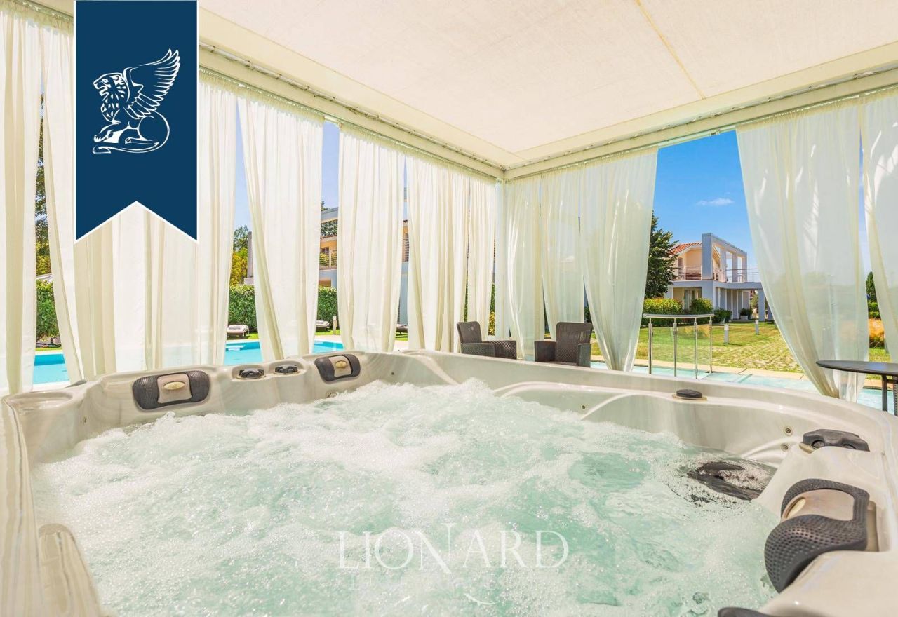 Hotel in Arezzo, Italy, 2 500 m² - picture 15