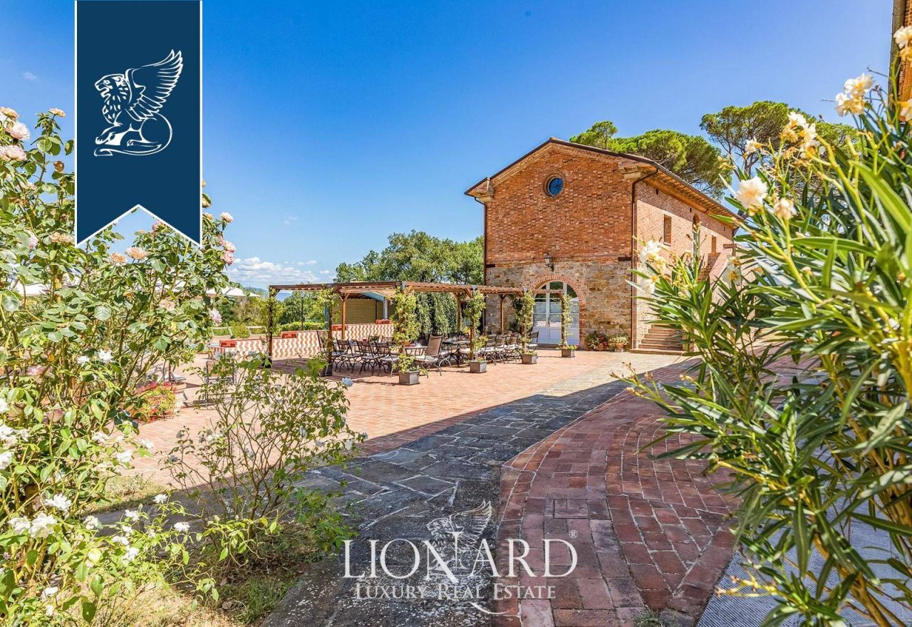 Villa in Arezzo, Italy, 1 200 m² - picture 15