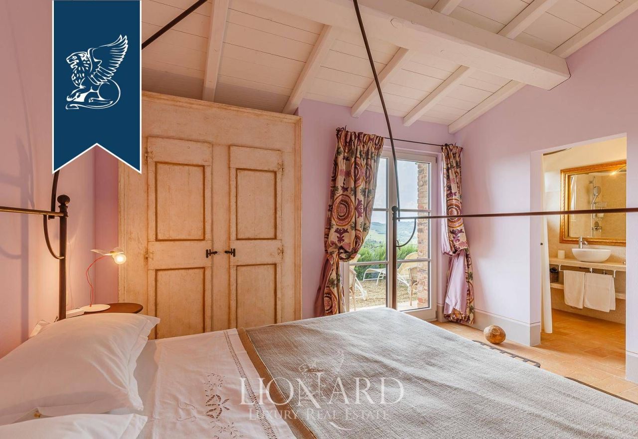 House in Montepulciano, Italy, 650 m² - picture 15