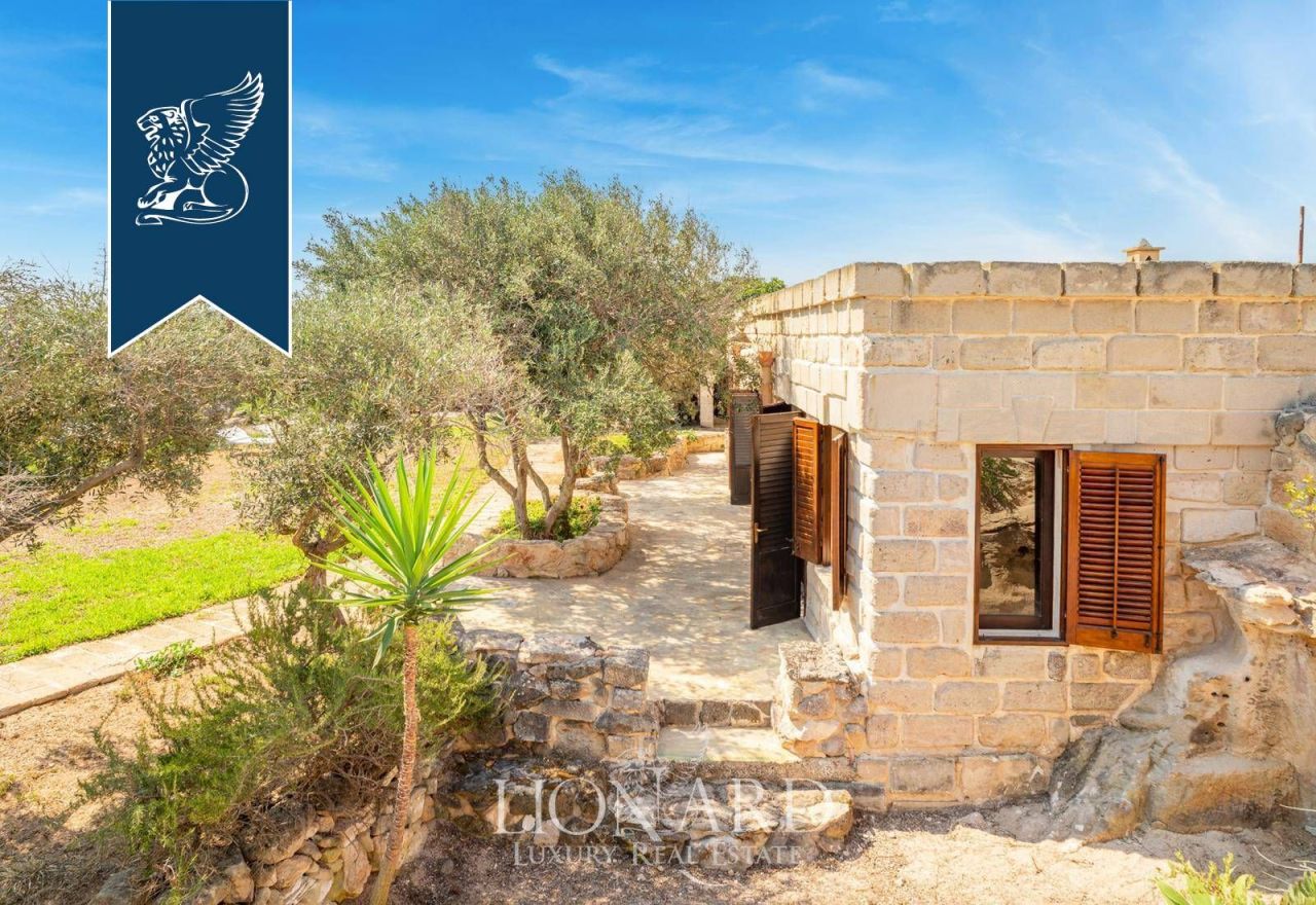 Villa à Favignana, Italie, 350 m² - image 15