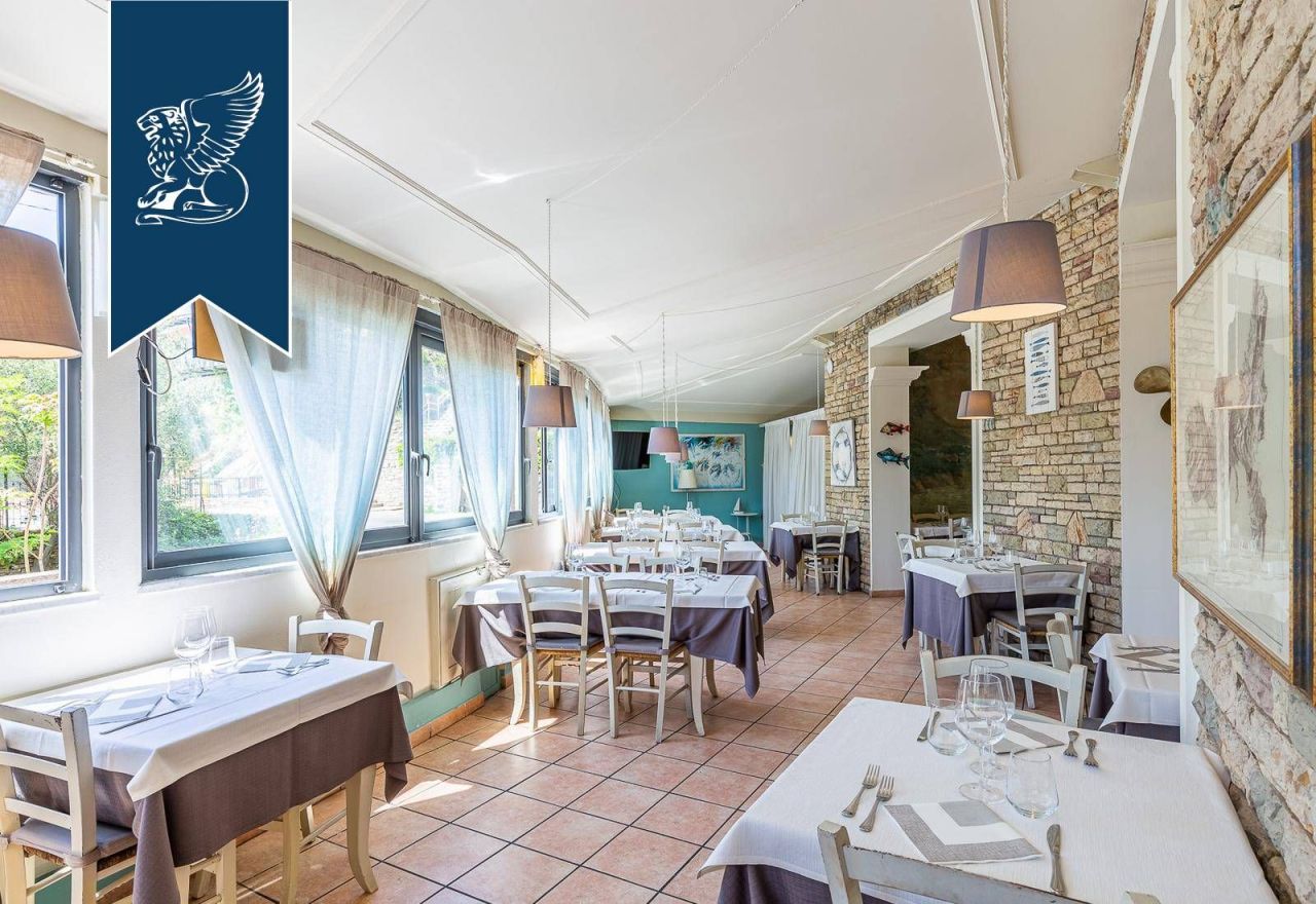 Hôtel à Lerici, Italie, 1 400 m² - image 14