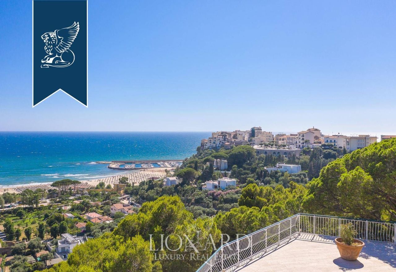 Villa in Sperlonga, Italy, 615 m² - picture 14