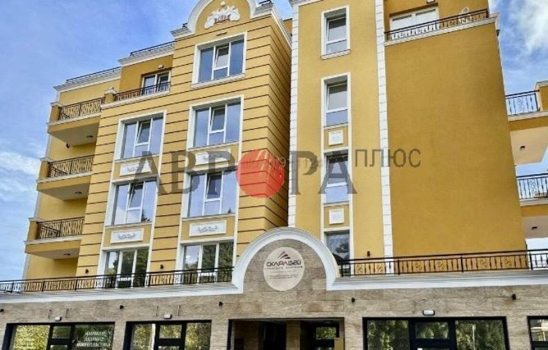 Piso en Burgas, Bulgaria, 55 m² - imagen 1