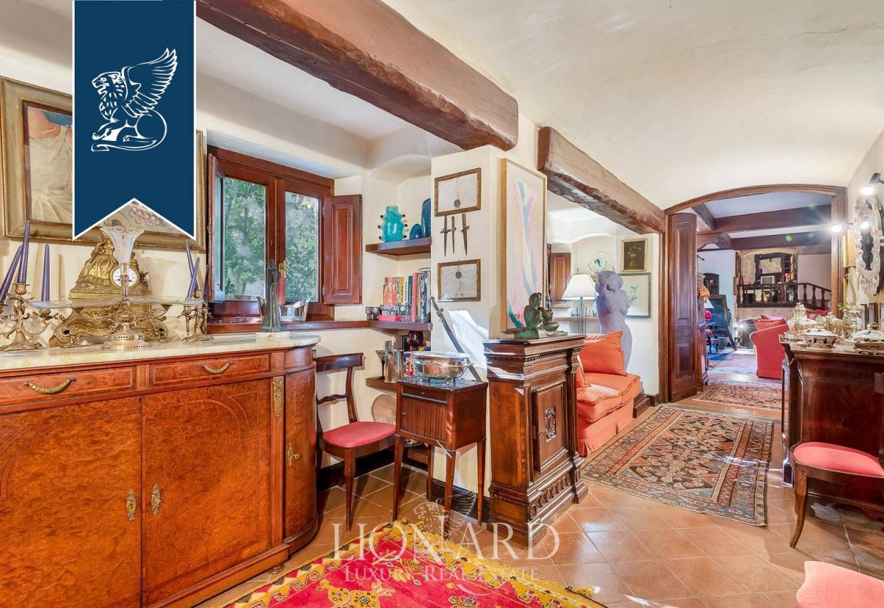 Castello a Camaiore, Italia, 500 m² - foto 14