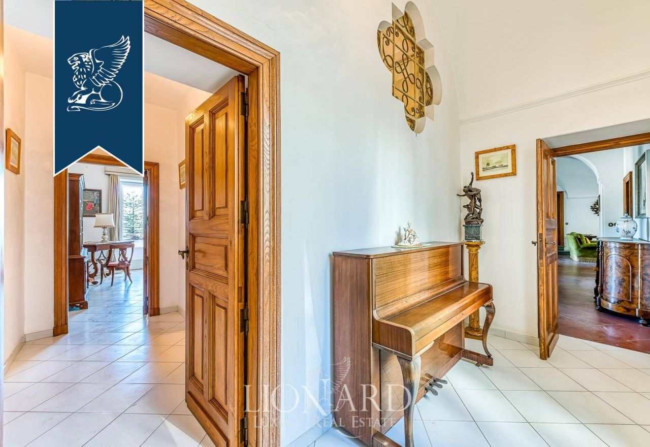 Apartment in Capri, Italy, 450 m² - picture 15