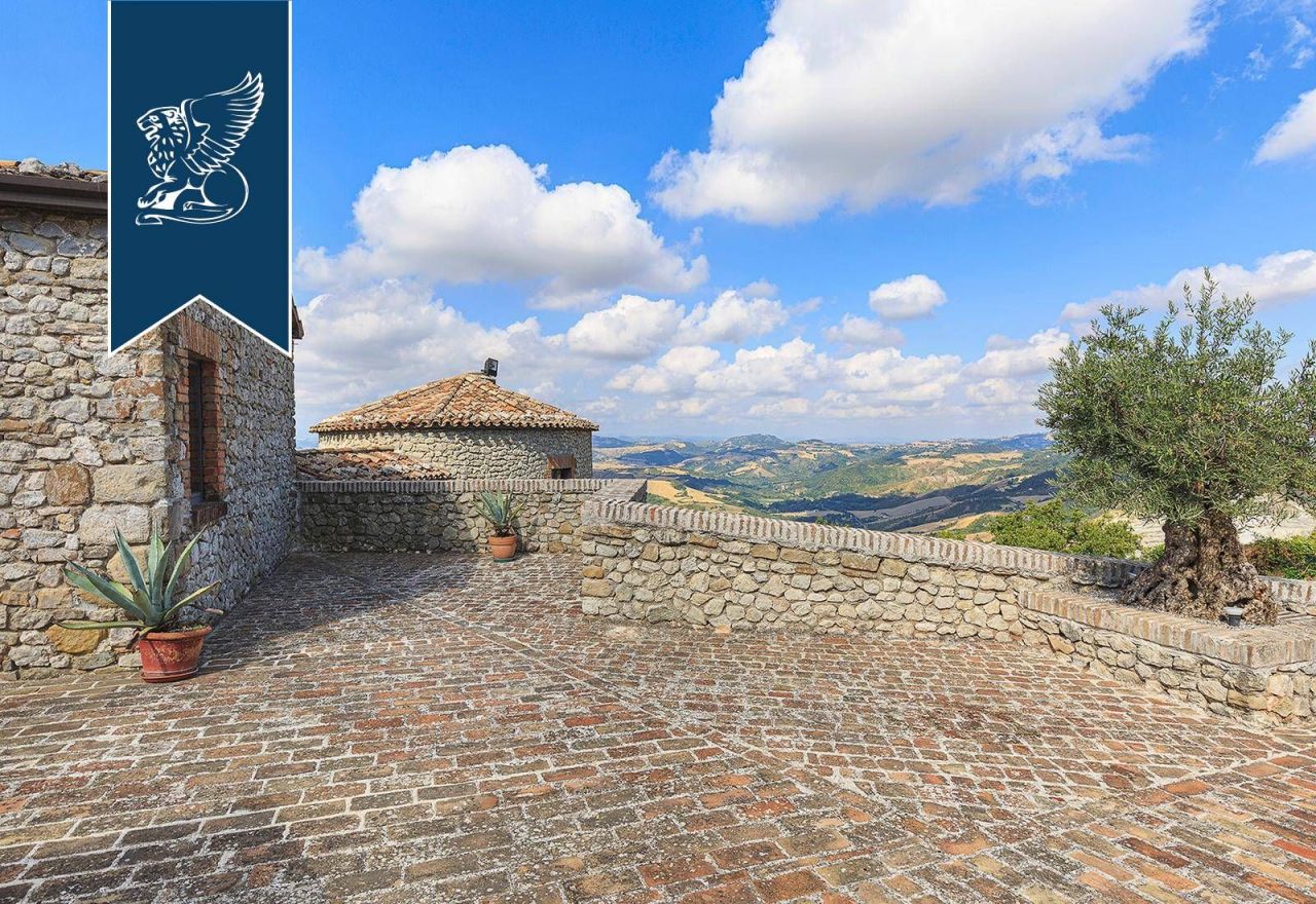 Castle in Rimini, Italy, 3 000 m² - picture 16