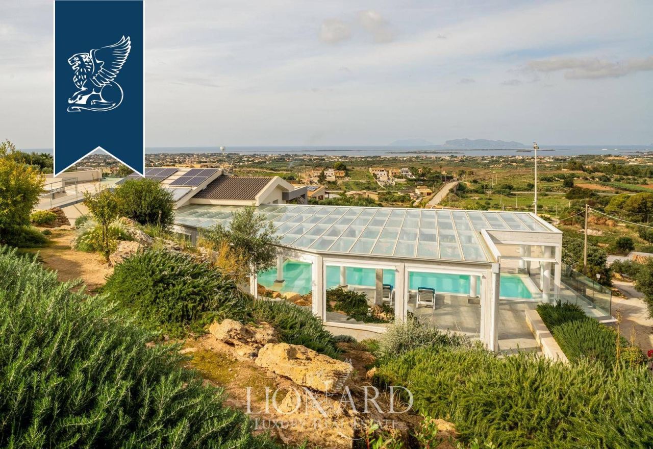 Villa en Marsala, Italia, 640 m² - imagen 16