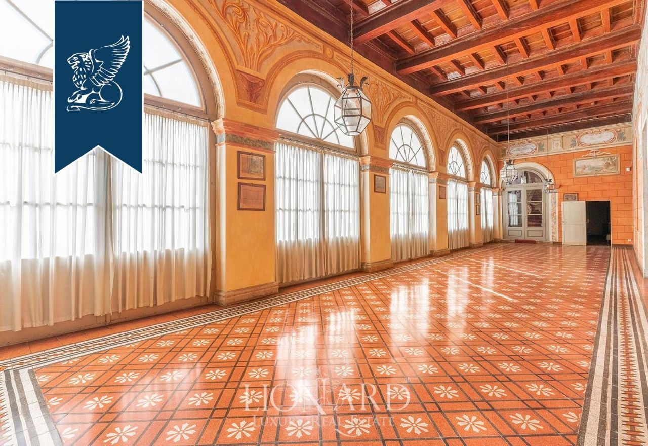 Villa en Cremona, Italia, 2 200 m² - imagen 16