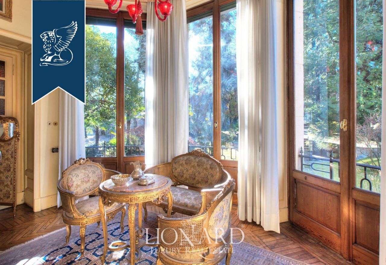 Villa à Stresa, Italie, 600 m² - image 16