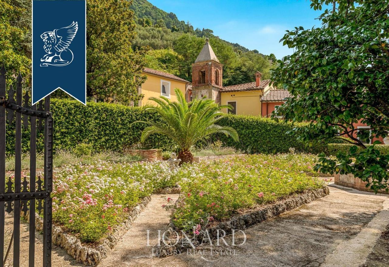 Villa a Camaiore, Italia, 2 500 m² - foto 16