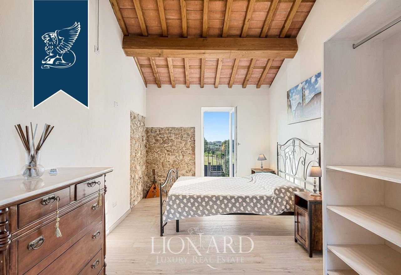 Villa in Capannori, Italy, 340 m² - picture 16