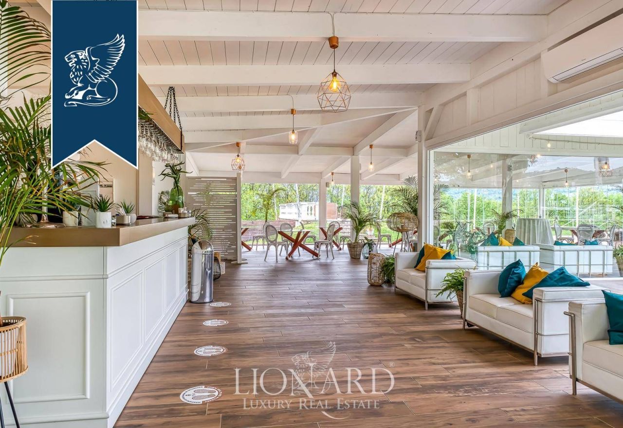 Villa à Salerne, Italie, 5 500 m² - image 16