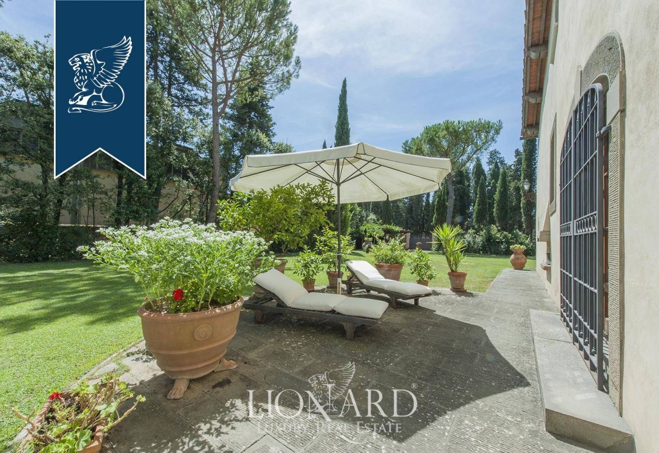 Villa à Florence, Italie, 900 m² - image 16
