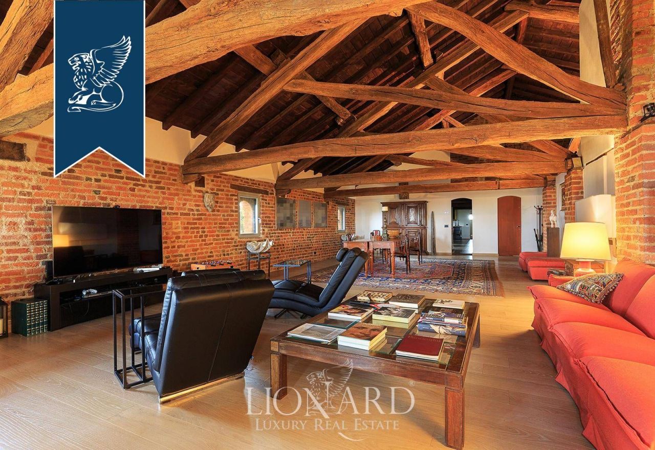 Castello a Pavia, Italia, 2 600 m² - foto 16