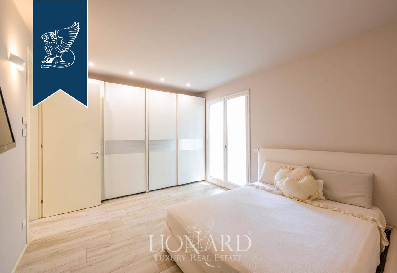 Villa in Gallarate, Italien, 270 m² - Foto 16