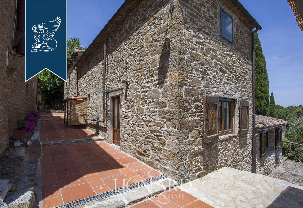 Farm in Greve in Chianti, Italy, 393 m² - picture 16