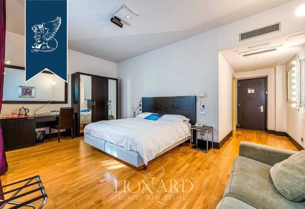 Hotel, albergo a Napoli, Italia, 600 m² - foto 16