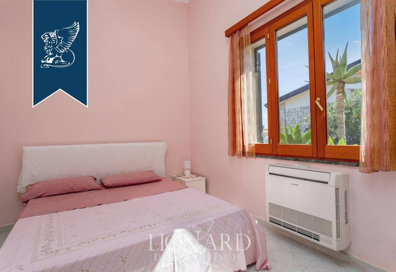 Villa in Palermo, Italy, 350 m² - picture 16