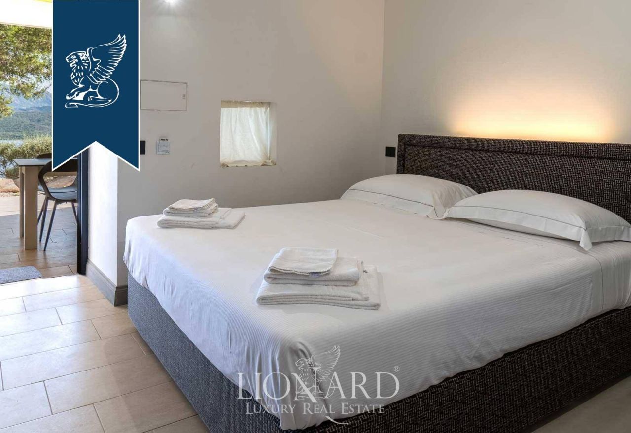 Villa a Olbia, Italia, 500 m² - foto 16