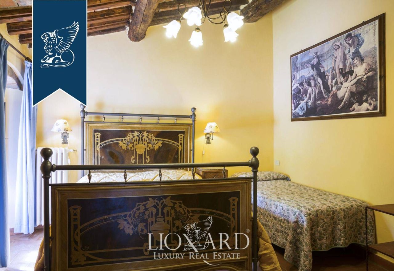 Ferme à Florence, Italie, 3 000 m² - image 16