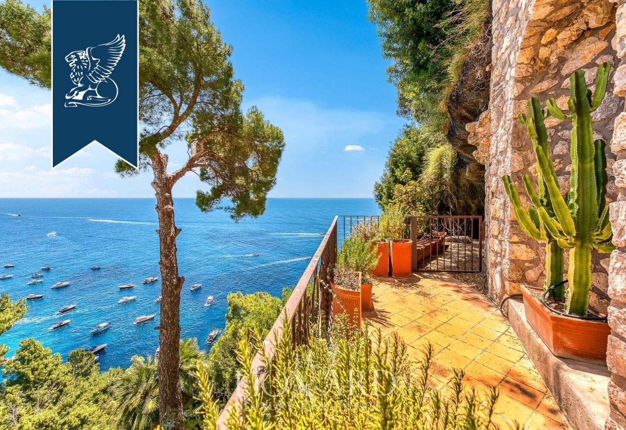 Apartment in Capri, Italy, 140 m² - picture 16