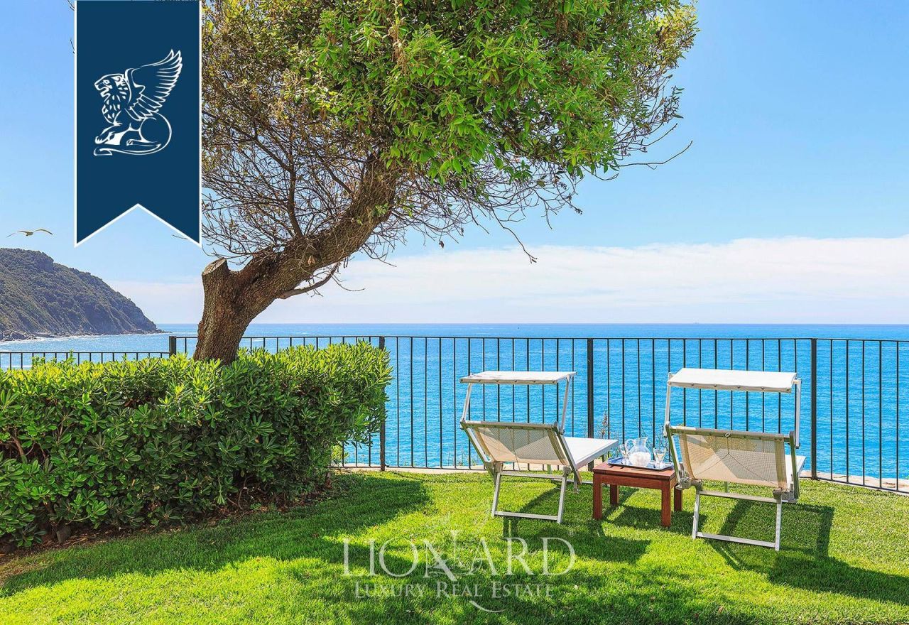 Villa à Sestri Levante, Italie, 1 100 m² - image 16