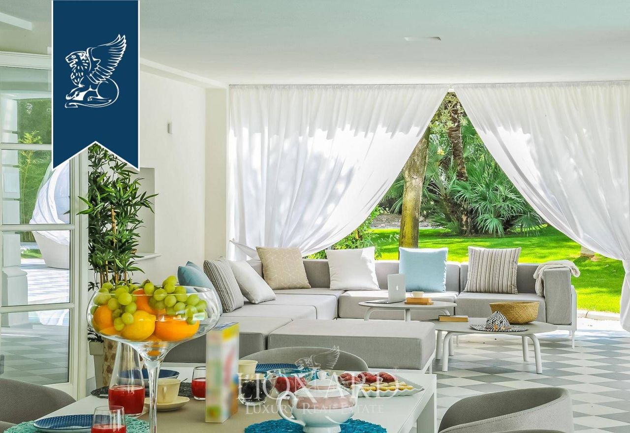 Villa à Florence, Italie, 750 m² - image 16