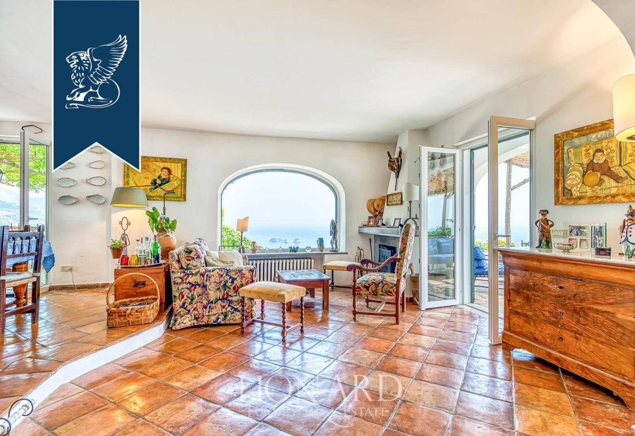 Villa in Naples, Italy, 360 m² - picture 16