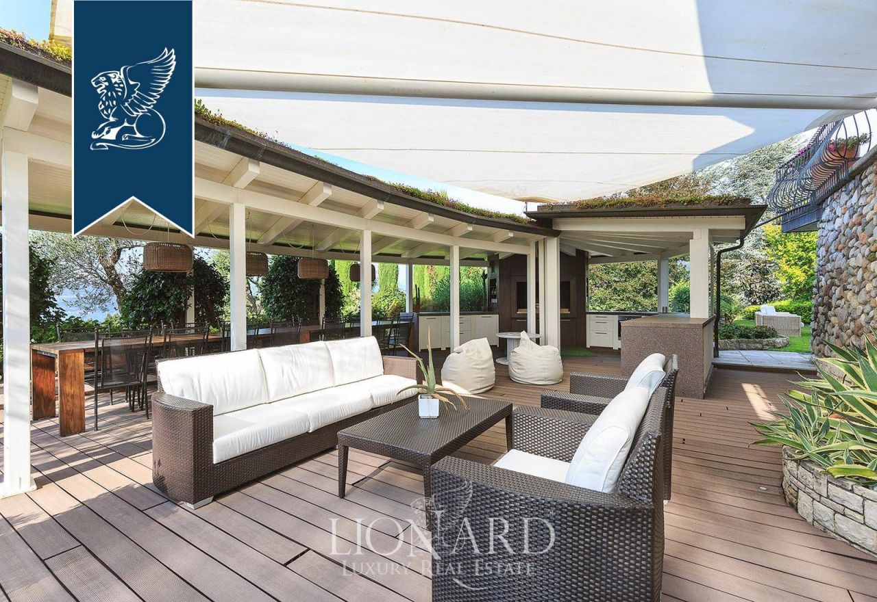 Villa a Besozzo, Italia, 510 m² - foto 16