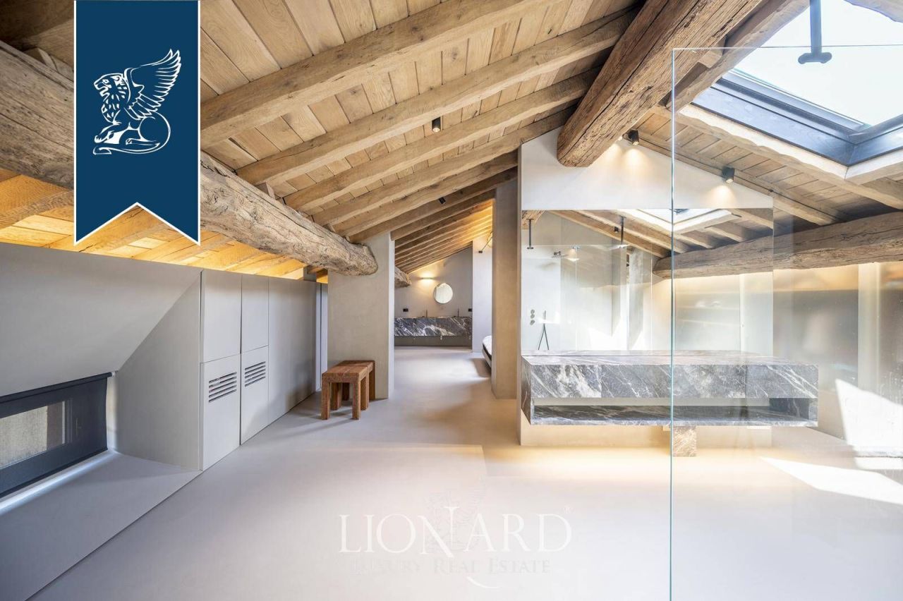 House in Piacenza, Italy, 2 700 m² - picture 16