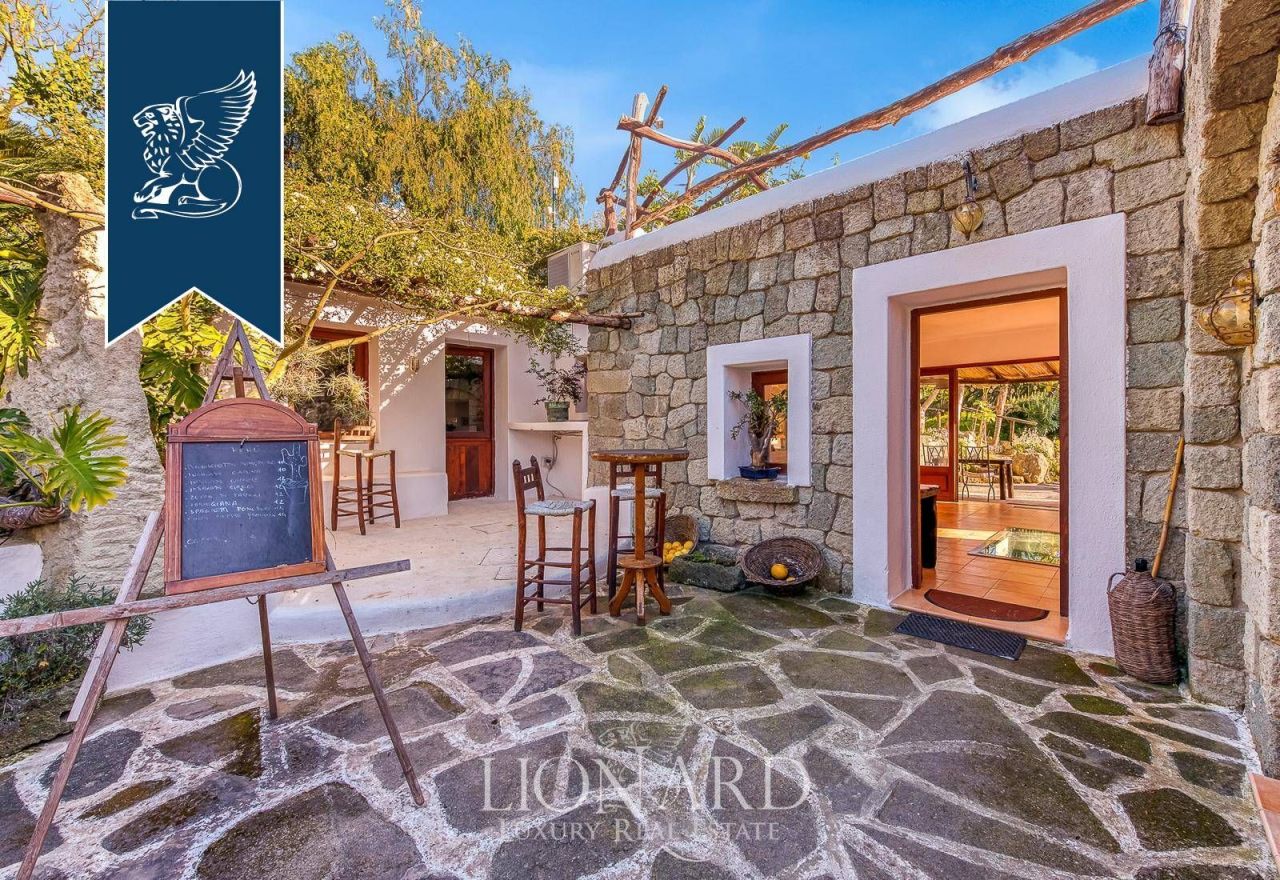 Villa a Napoli, Italia, 2 450 m² - foto 16