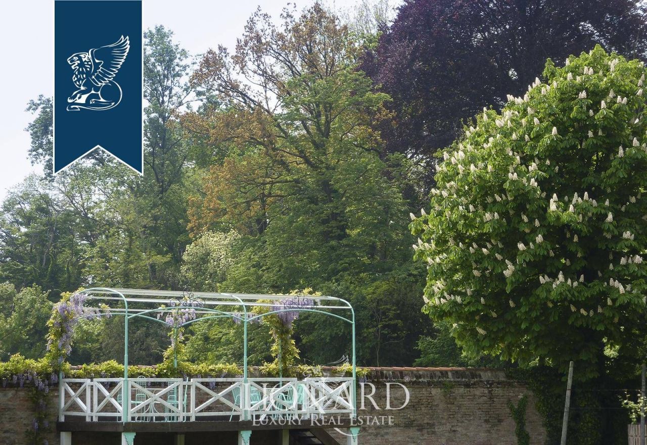 Villa en Venecia, Italia, 1 500 m² - imagen 16