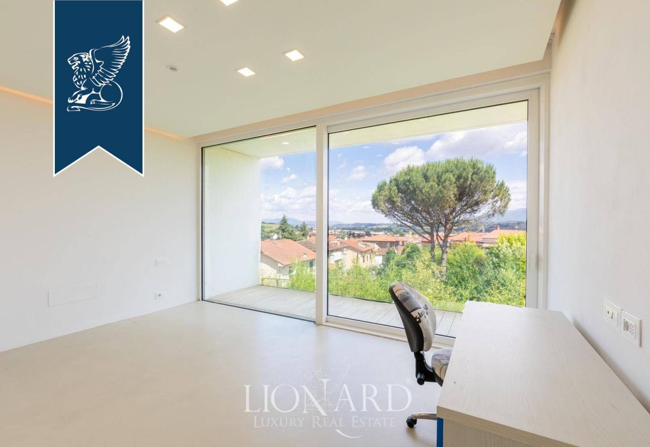 Villa en Arezzo, Italia, 535 m² - imagen 16