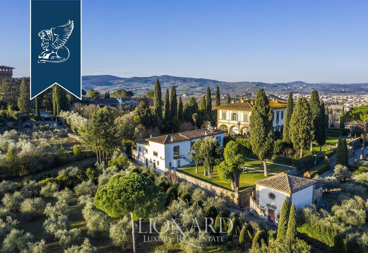 Villa a Firenze, Italia, 800 m² - foto 16