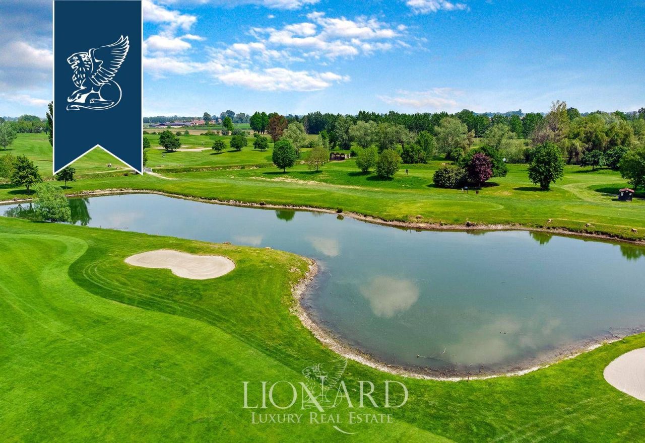 Villa in Cremona, Italy, 19 000 m² - picture 15