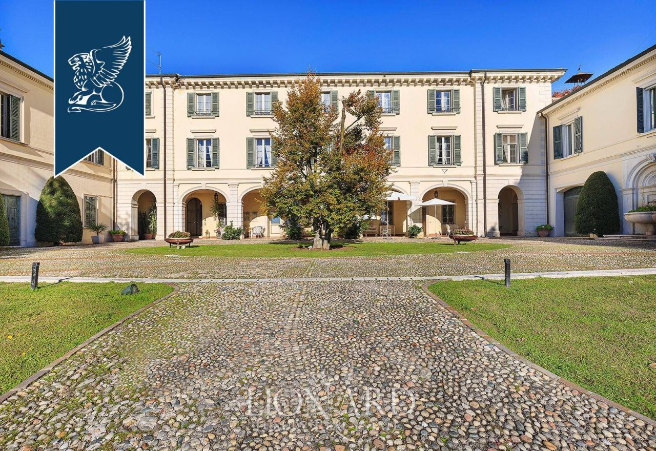 Villa in Brescia, Italy, 3 500 m² - picture 15