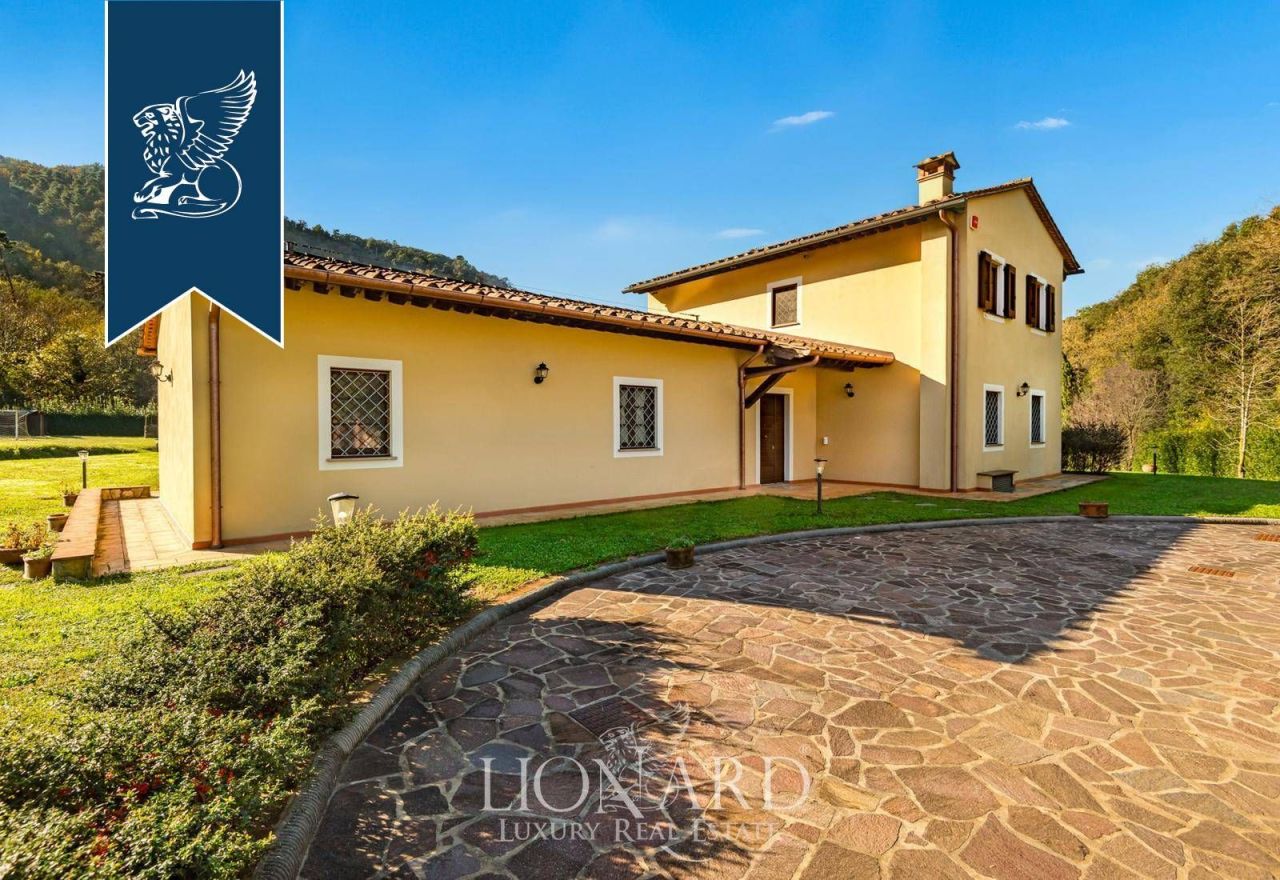 Villa à Lucques, Italie, 450 m² - image 15