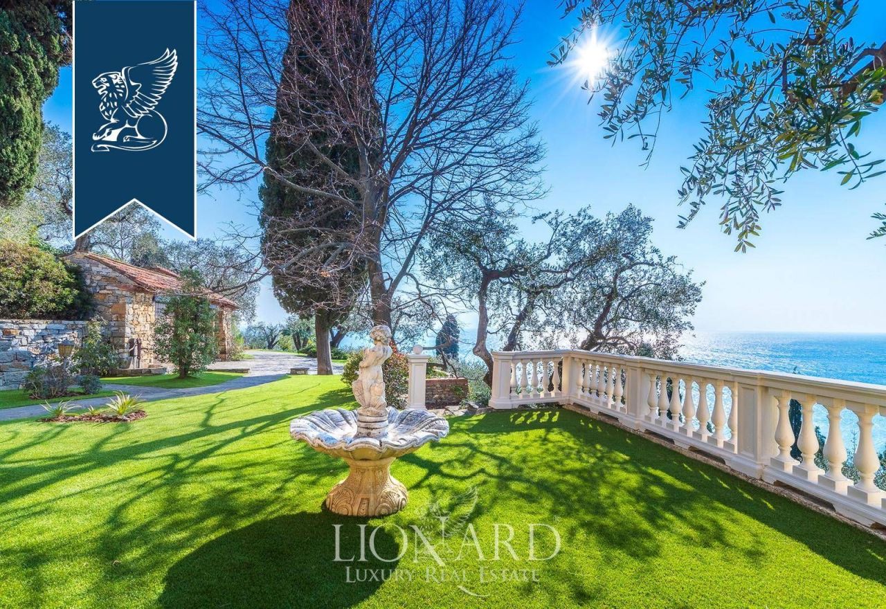 Villa à Imperia, Italie, 360 m² - image 15