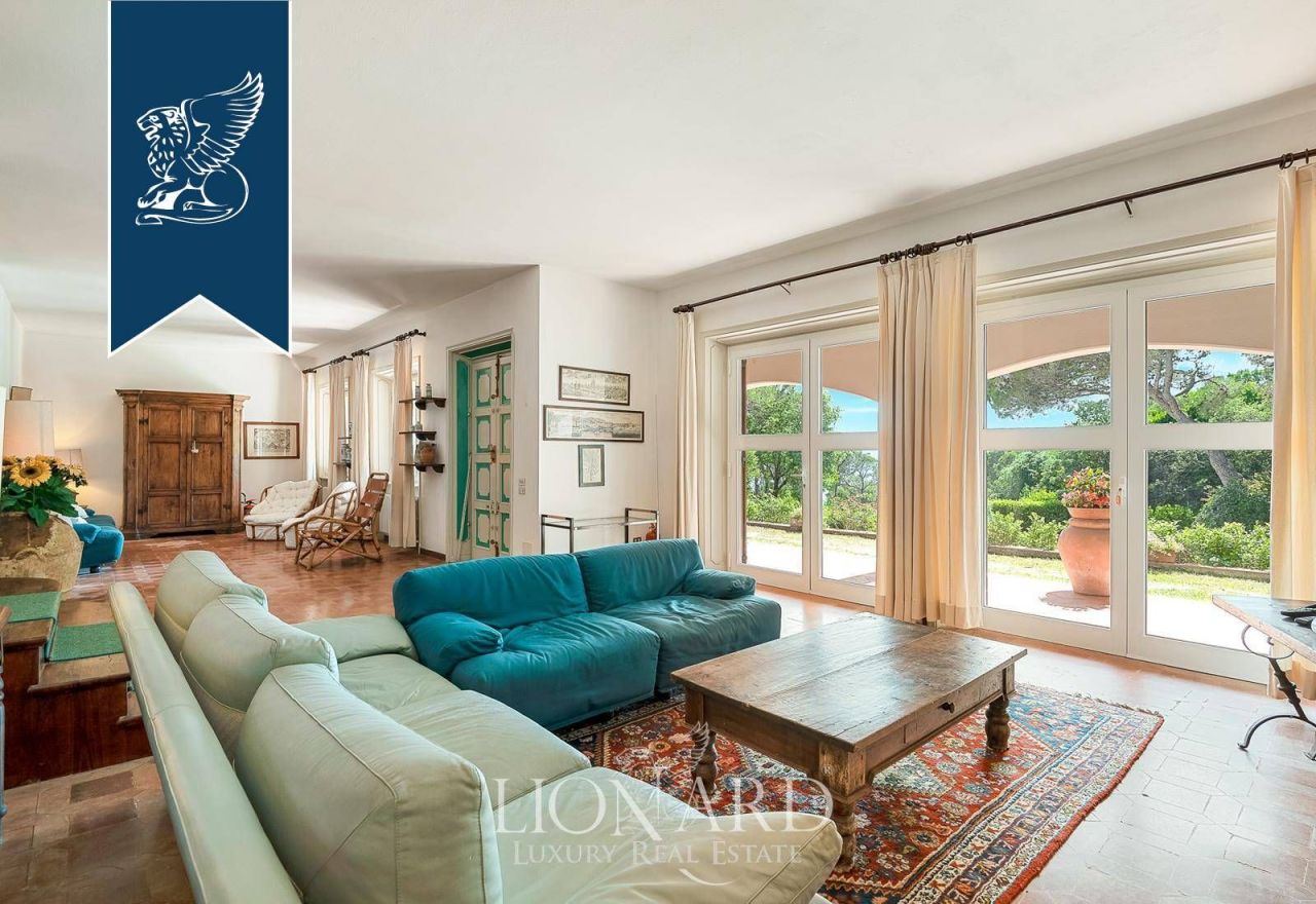 Villa in Livorno, Italy, 500 m² - picture 15