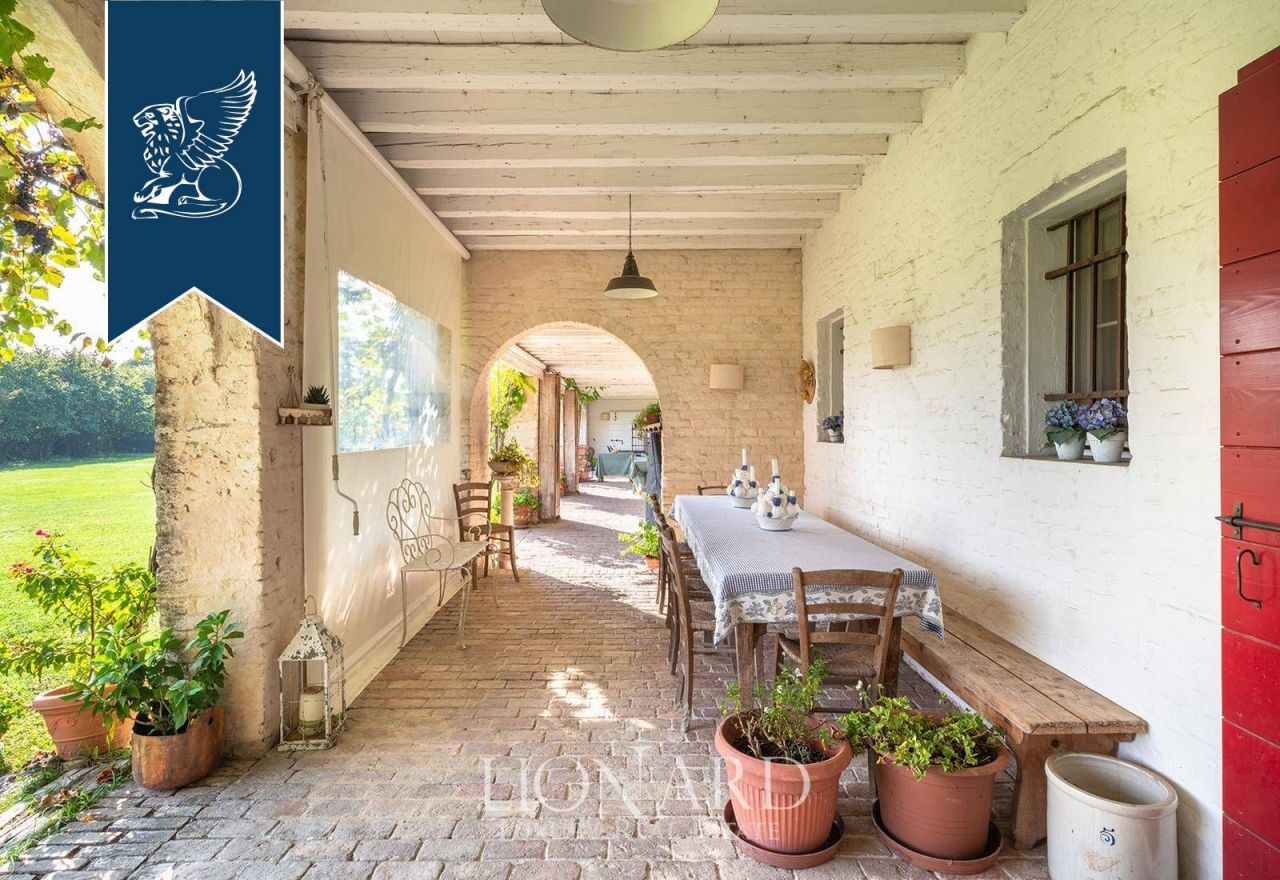 Farm in Treviso, Italy, 900 m² - picture 15