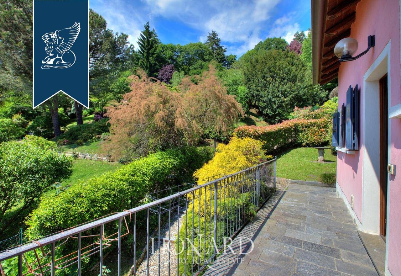 Villa in Como, Italy, 700 m² - picture 15