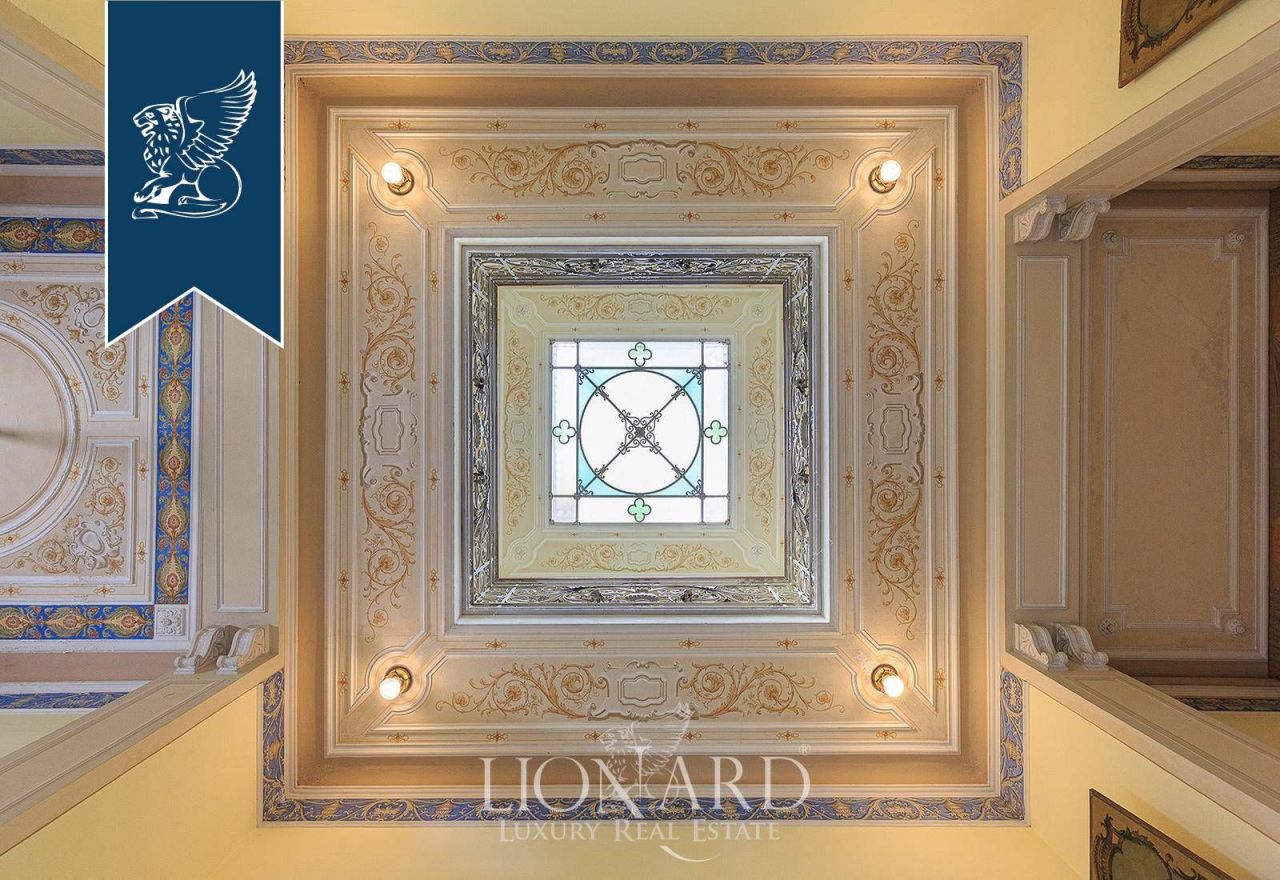 Villa en Mandello del Lario, Italia, 778 m² - imagen 15