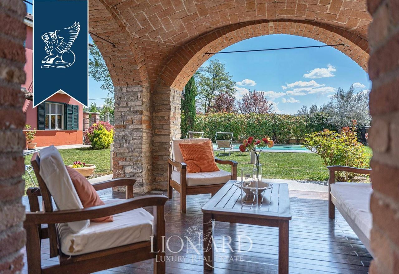 Farm in Asti, Italy, 1 000 m² - picture 15