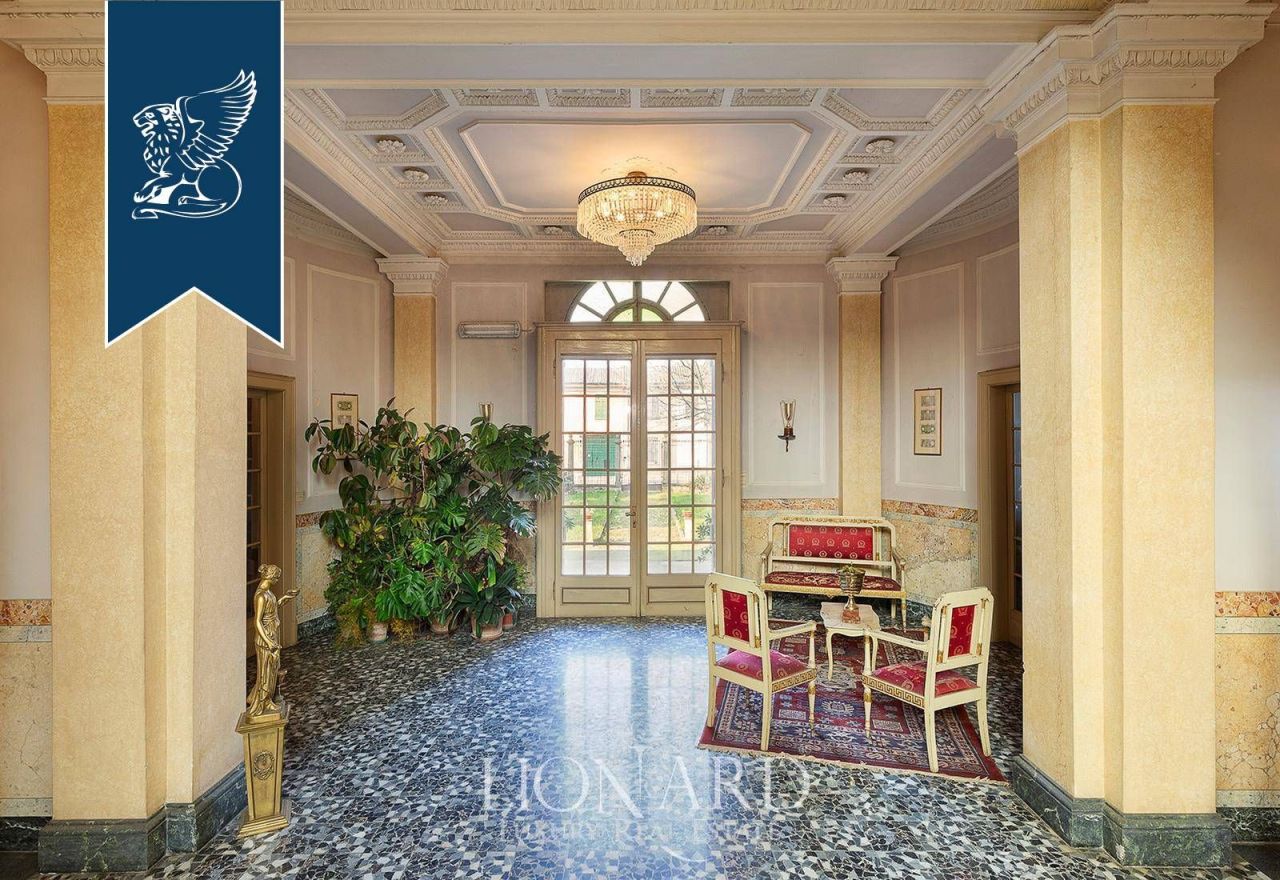 Villa à Crémone, Italie, 1 600 m² - image 14