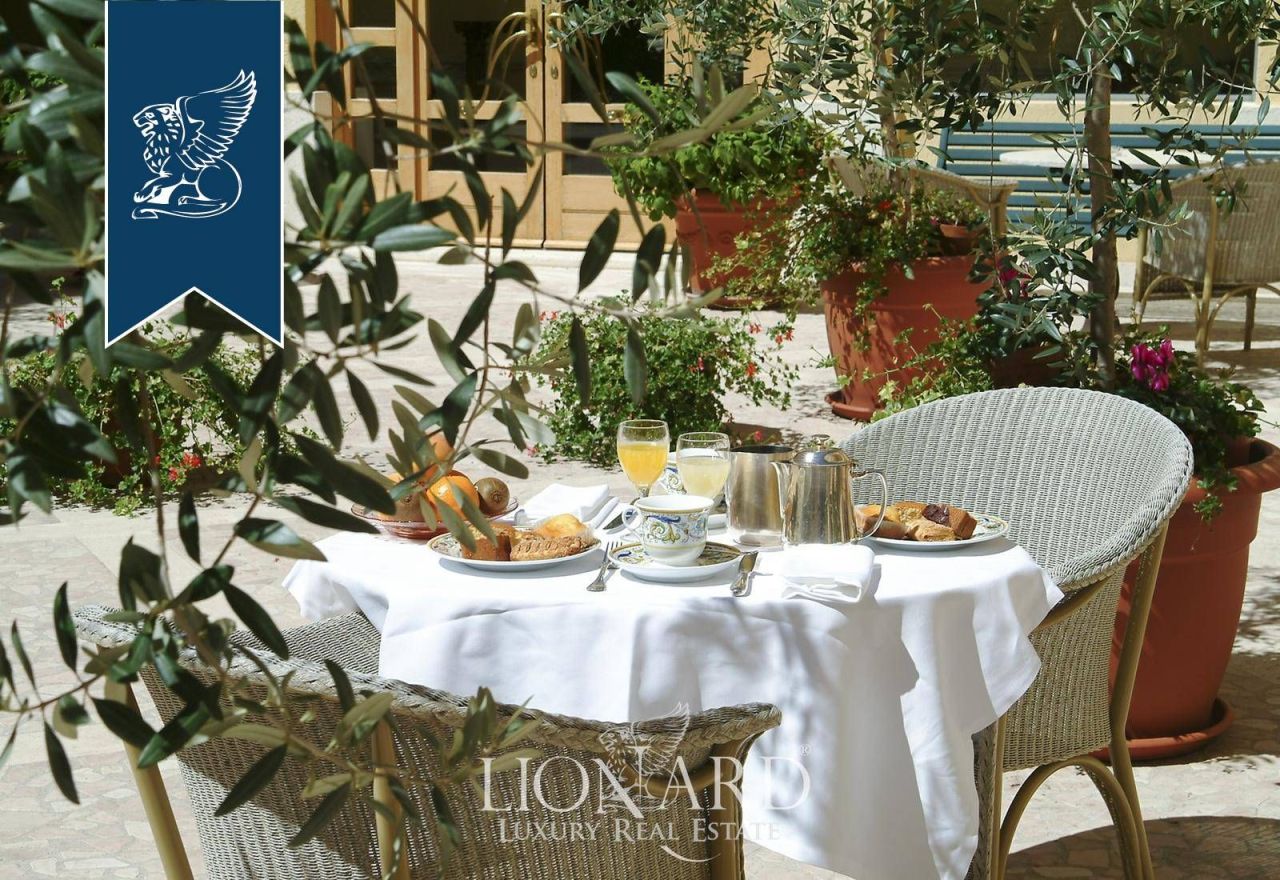 Hotel, albergo a Spoleto, Italia, 3 110 m² - foto 14