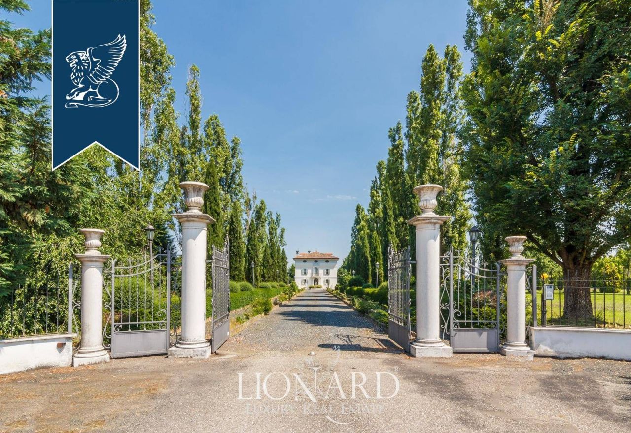 Villa in Reggio Emilia, Italy, 800 m² - picture 17