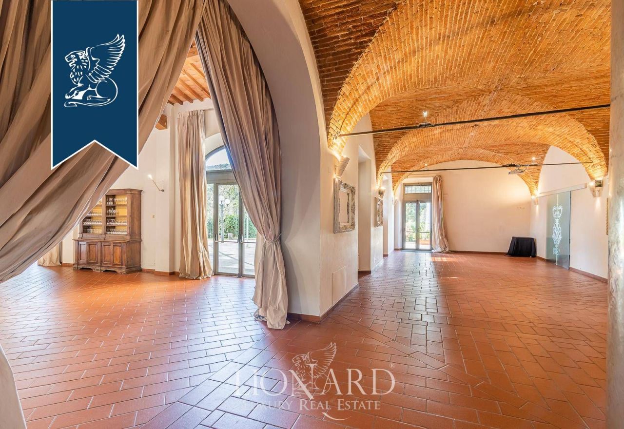 Villa à Florence, Italie, 1 000 m² - image 17