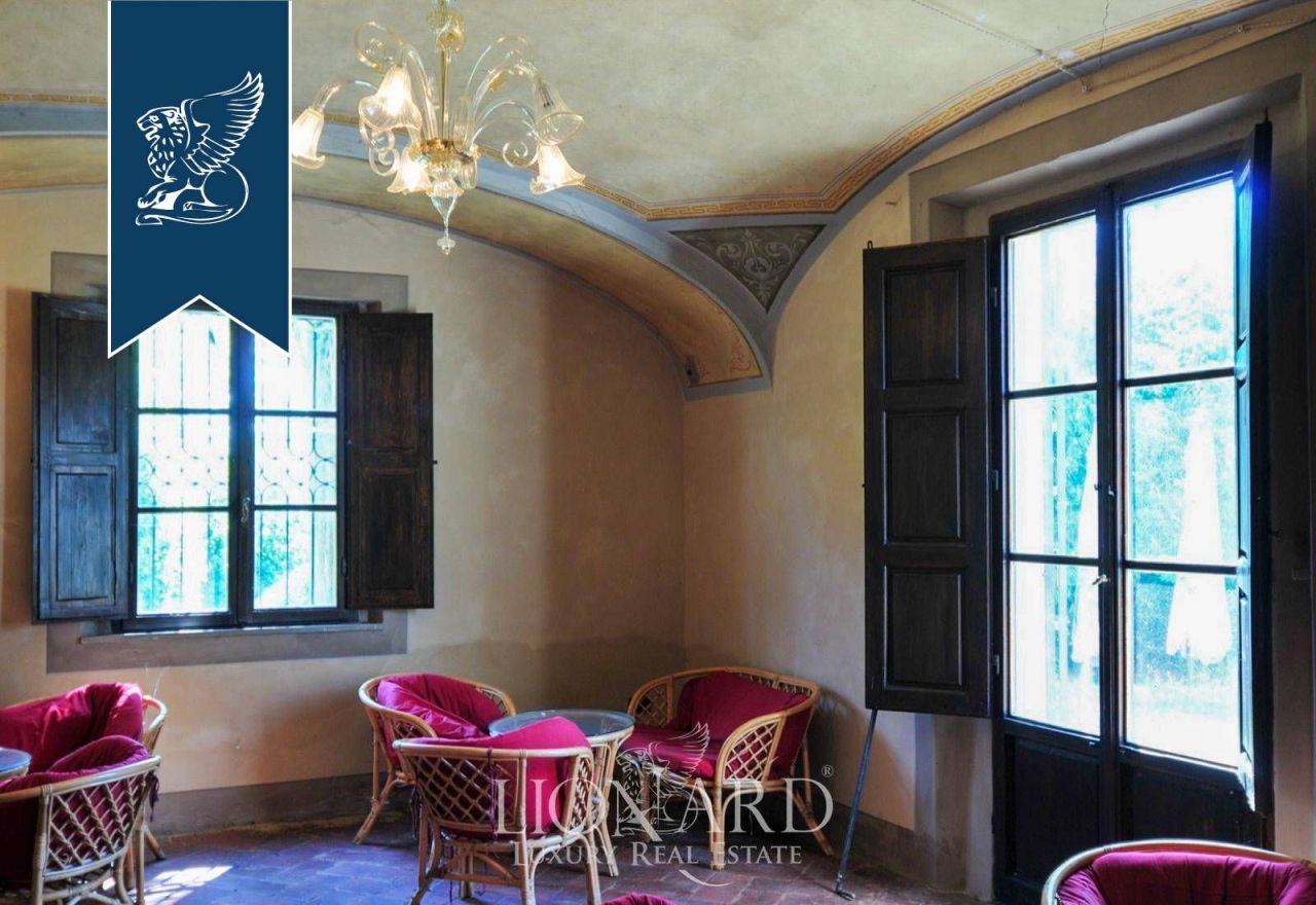 Villa ad Arezzo, Italia, 2 000 m² - foto 17