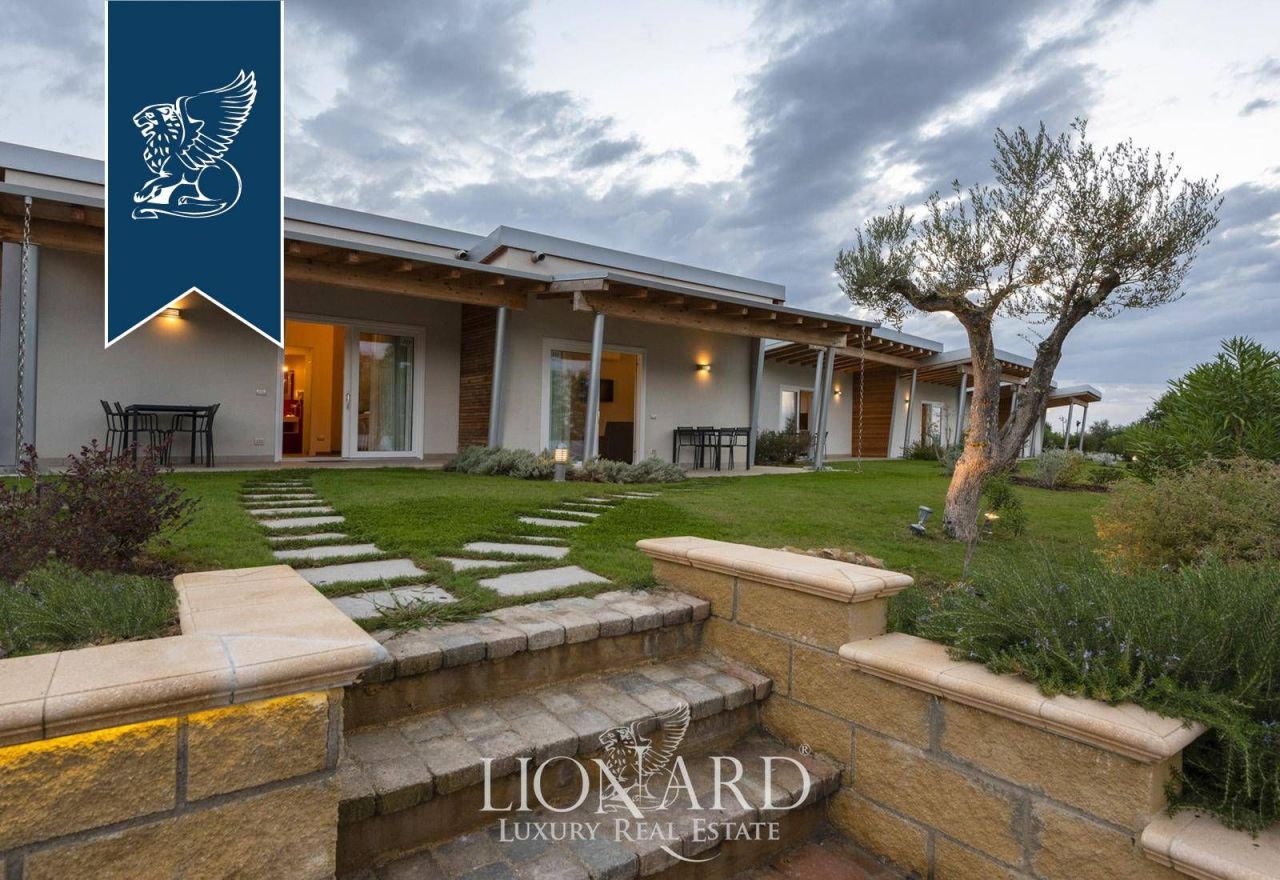 Hotel in Grosseto, Italy, 4 200 m² - picture 17